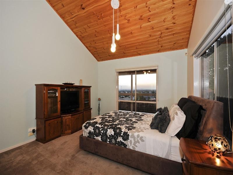 23 Leon Court, Ferntree Gully VIC 3156
