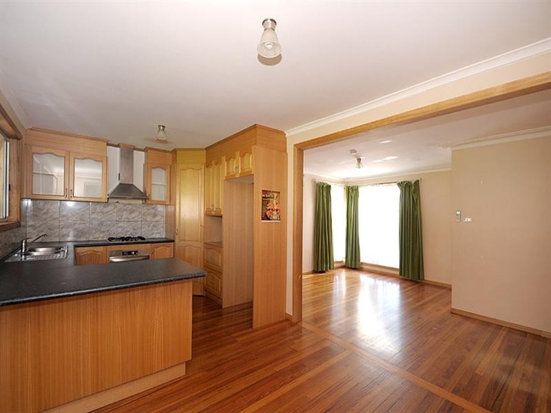 6 Clive Street, Hampton Park VIC 3976