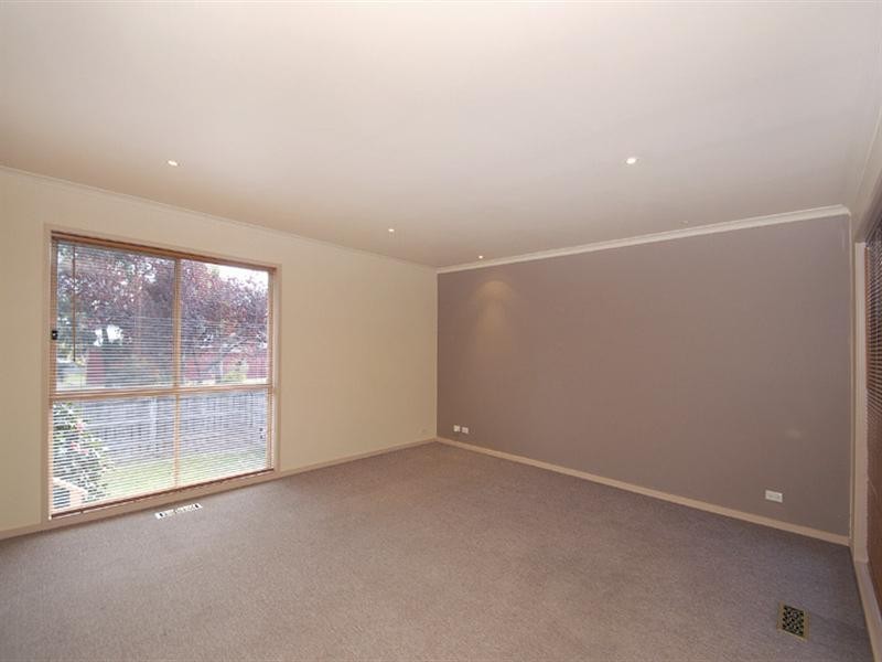 2/2 Bowen Street, Ferntree Gully VIC 3156