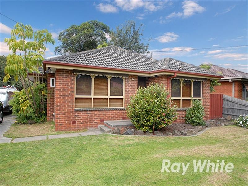 39 Fonteyn Drive, Wantirna South VIC 3152