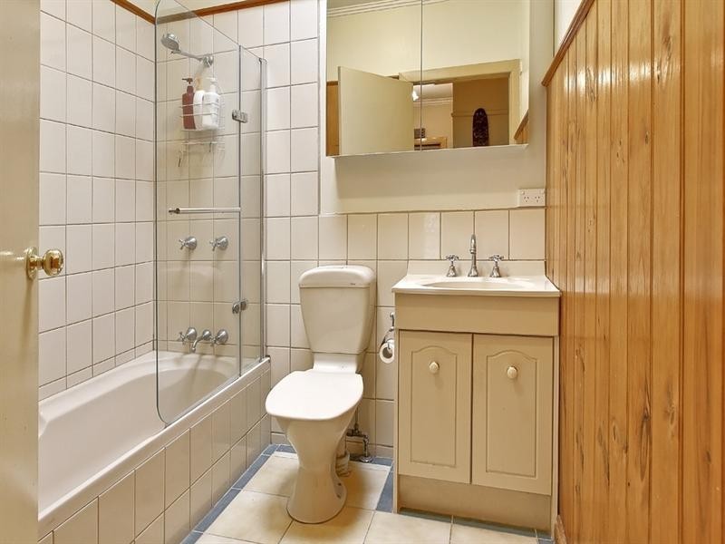 1/35 Commercial Road, Ferntree Gully VIC 3156