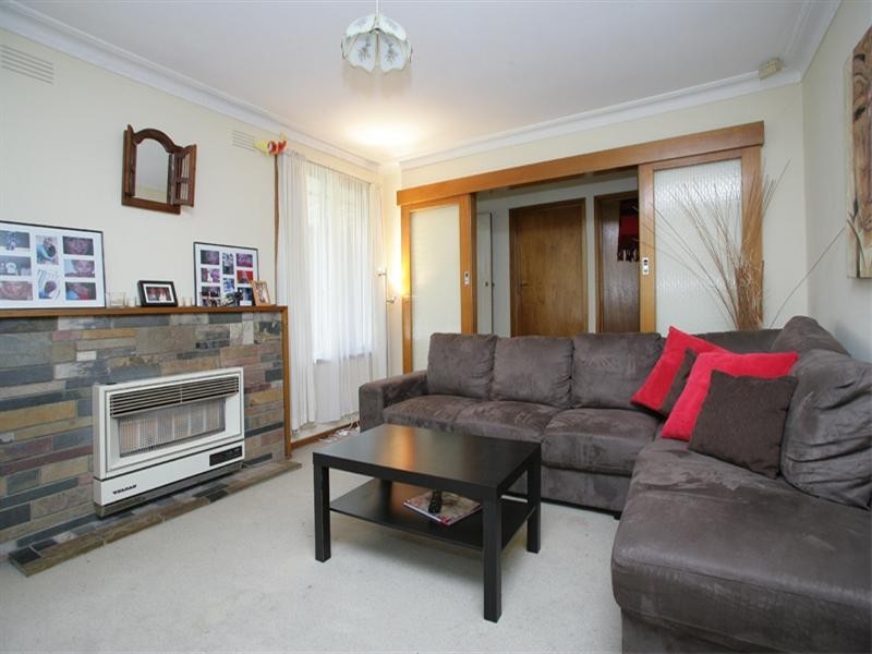 19 Adele Avenue, Ferntree Gully VIC 3156