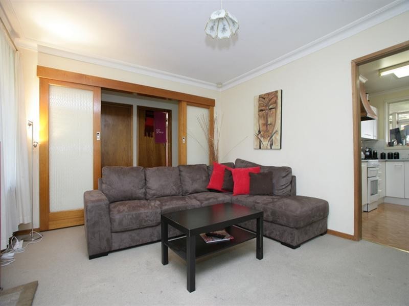19 Adele Avenue, Ferntree Gully VIC 3156