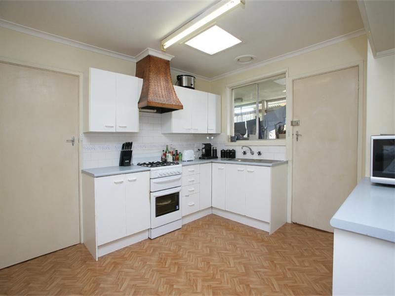 19 Adele Avenue, Ferntree Gully VIC 3156
