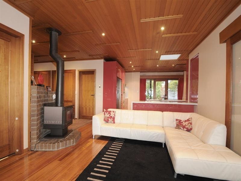 23 Grandview Crescent, Upper Ferntree Gully VIC 3156