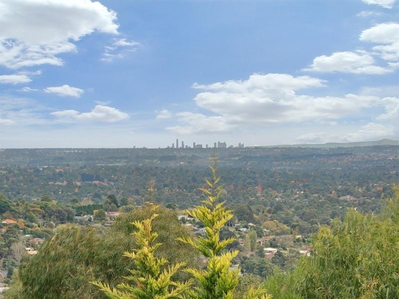 23 Grandview Crescent, Upper Ferntree Gully VIC 3156