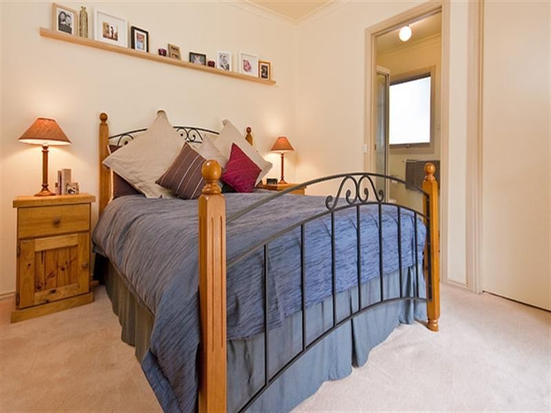 21 Janden Close, Knoxfield VIC 3180