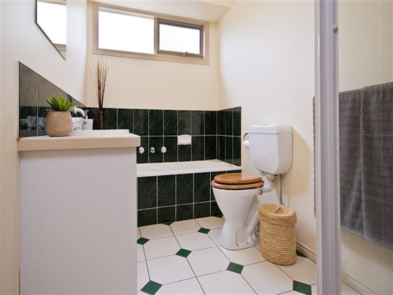 21 Janden Close, Knoxfield VIC 3180