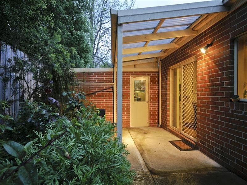 2/24 Narcissus Avenue, Boronia VIC 3155