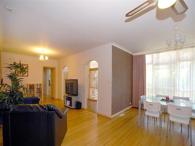 22 Manuka Drive, Ferntree Gully VIC 3156