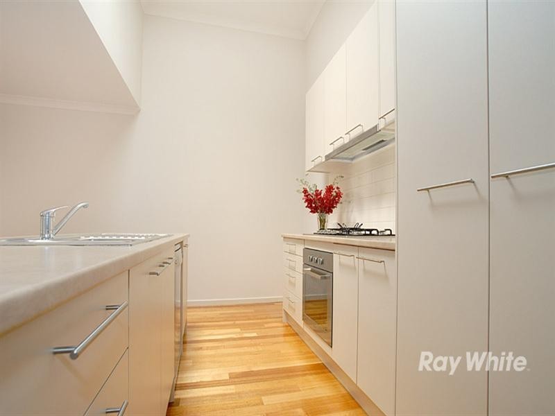 3/4 Warnes Road, Mitcham VIC 3132