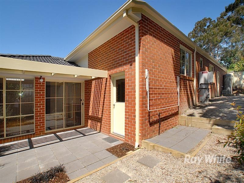 3/4 Warnes Road, Mitcham VIC 3132