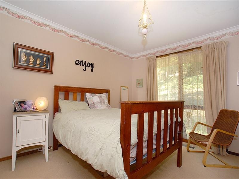 5 Forest Road, Belgrave VIC 3160