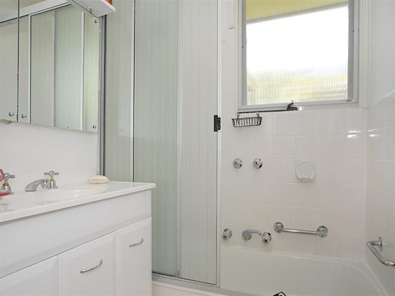 2 Vaughan Road, Ferntree Gully VIC 3156