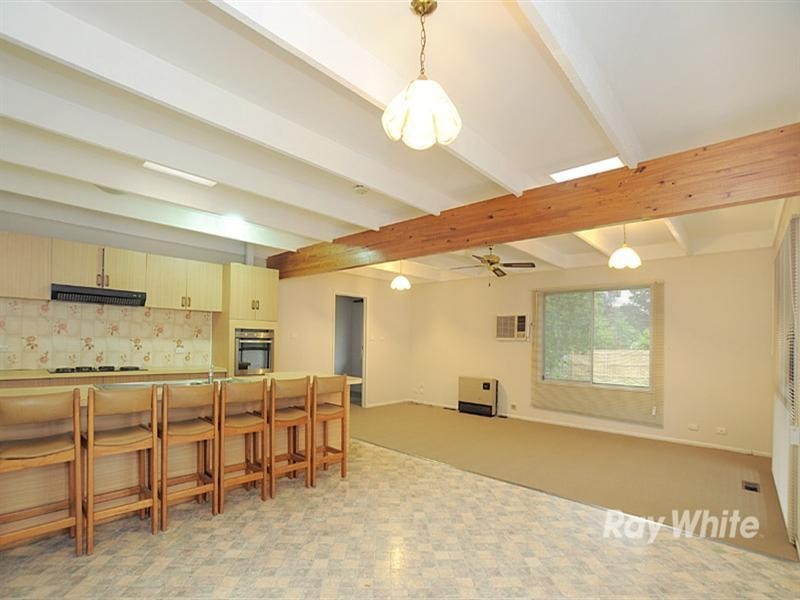 30 Ross Street, Ferntree Gully VIC 3156