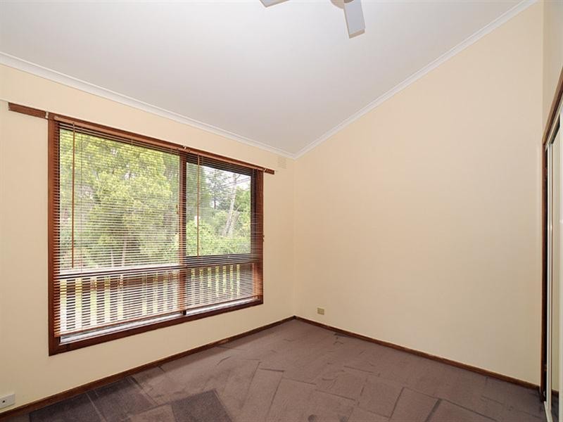29 Renown Street, Ferntree Gully VIC 3156