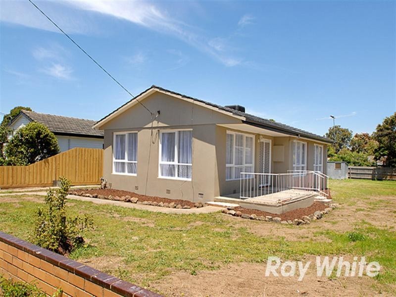 20 Holme Road, Ferntree Gully VIC 3156