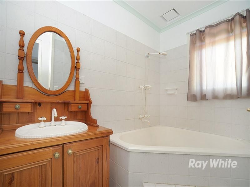 27 Coolibah Crescent, Bayswater VIC 3153