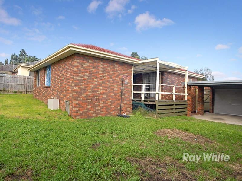 3 Howson Close, Endeavour Hills VIC 3802