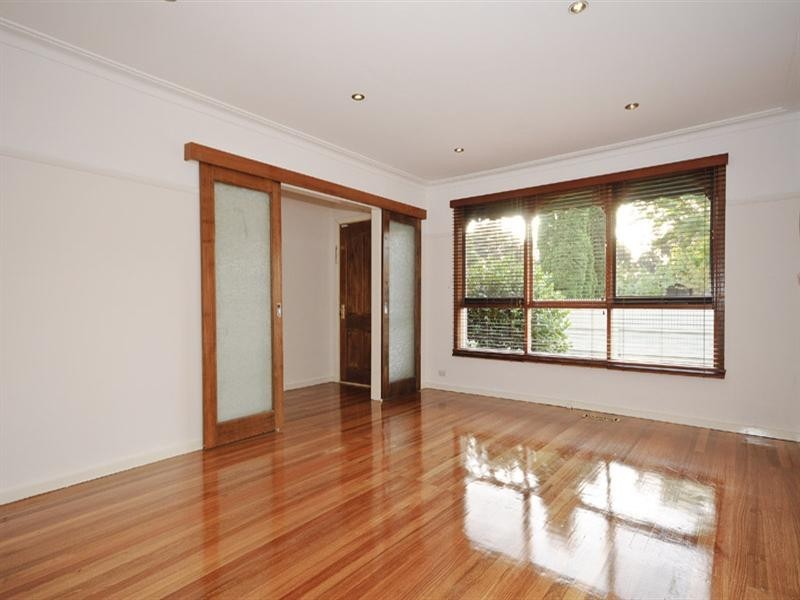 39 Fonteyn Drive, Wantirna South VIC 3152