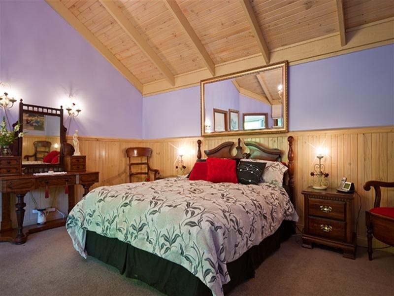 66 Mast Gully Road, Upwey VIC 3158