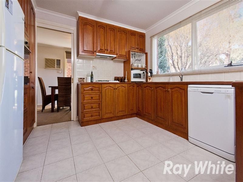 10 Woodview Place, Knoxfield VIC 3180