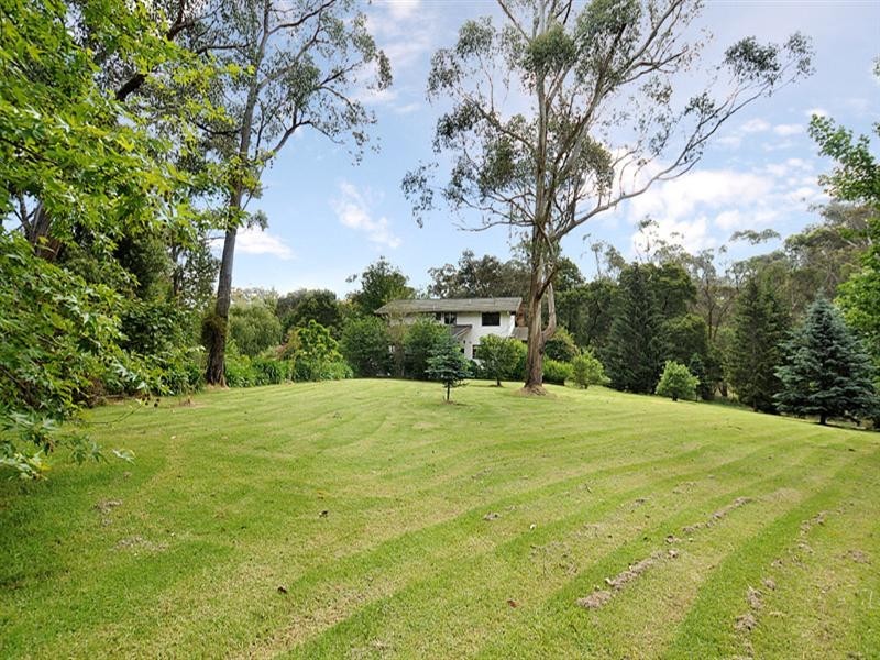 13 Aura Vale Road, Menzies Creek VIC 3159