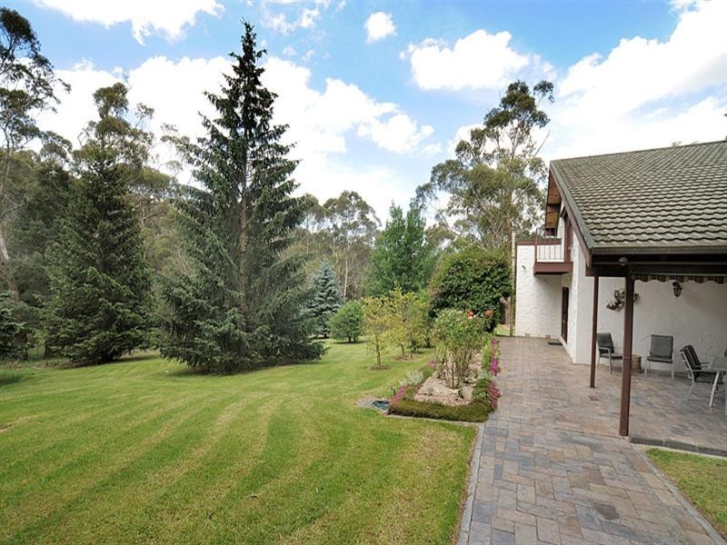 13 Aura Vale Road, Menzies Creek VIC 3159