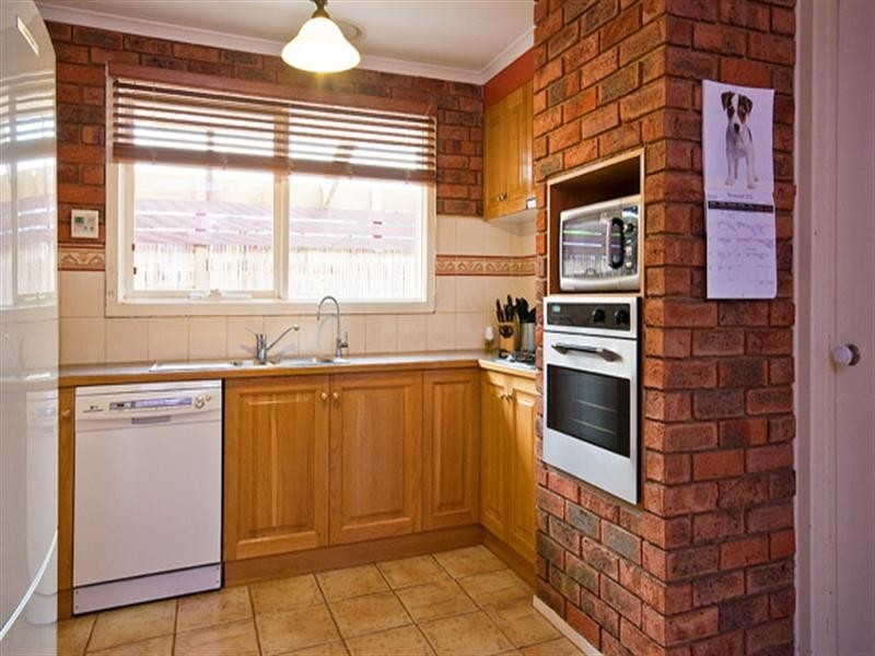 50 Grayson Drive, Scoresby VIC 3179