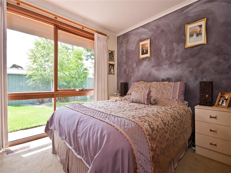 50 Grayson Drive, Scoresby VIC 3179