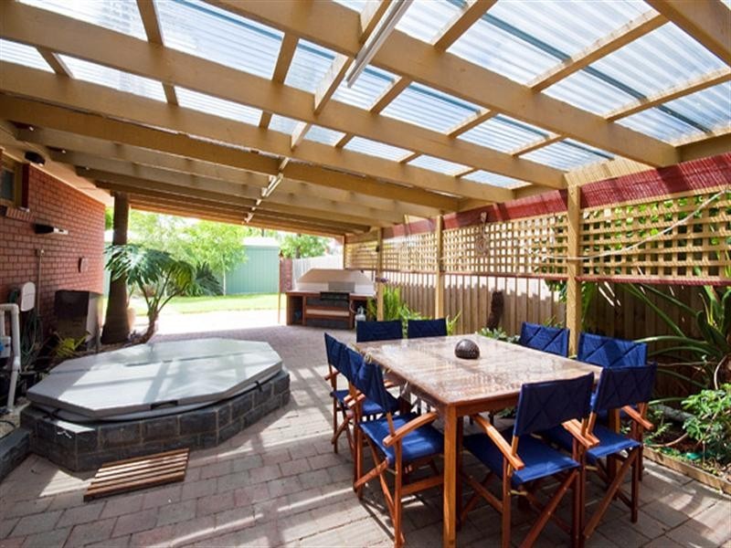 50 Grayson Drive, Scoresby VIC 3179