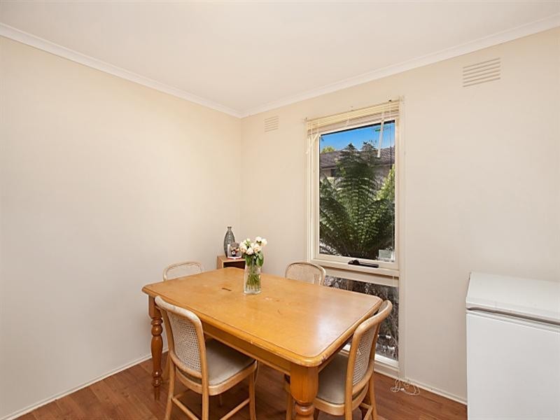 14 Warrenwood Close, Ferntree Gully VIC 3156