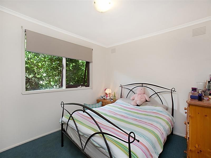 14 Warrenwood Close, Ferntree Gully VIC 3156