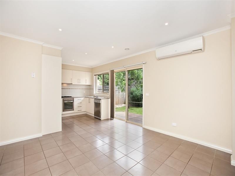 1/24 Aubrey Grove, Boronia VIC 3155