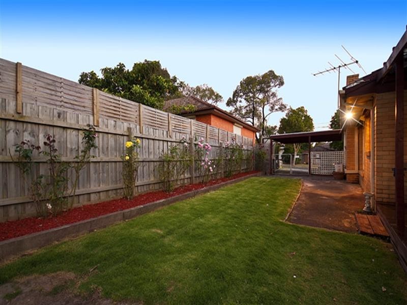 16 Leyland Road, Ferntree Gully VIC 3156