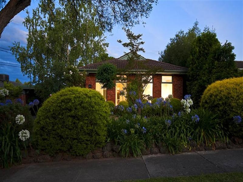 26 Bellbird Drive, Wantirna VIC 3152