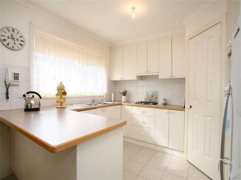 19 Ashton Road, Ferntree Gully VIC 3156