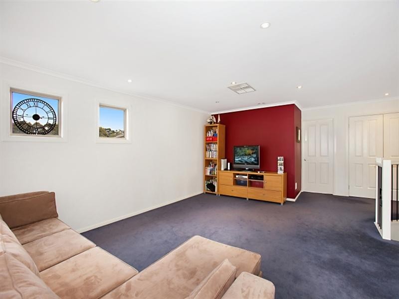 7 Lake Park Court, Lysterfield South VIC 3156