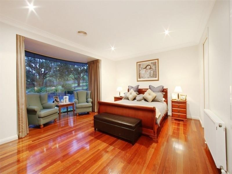 309 Hallam North Road, Lysterfield South VIC 3156