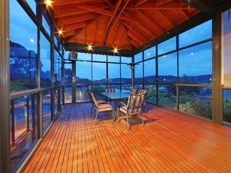 309 Hallam North Road, Lysterfield South VIC 3156