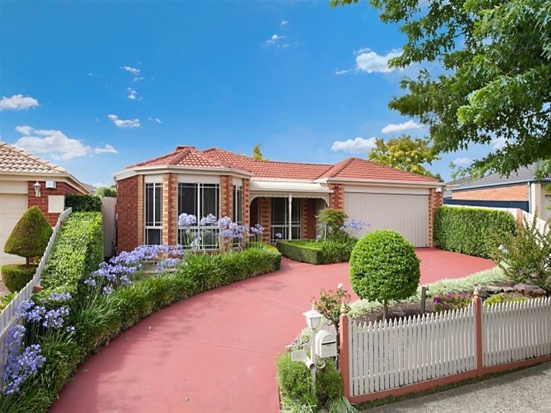 41 Kilcunda Drive, Rowville VIC 3178