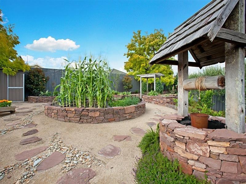 41 Kilcunda Drive, Rowville VIC 3178