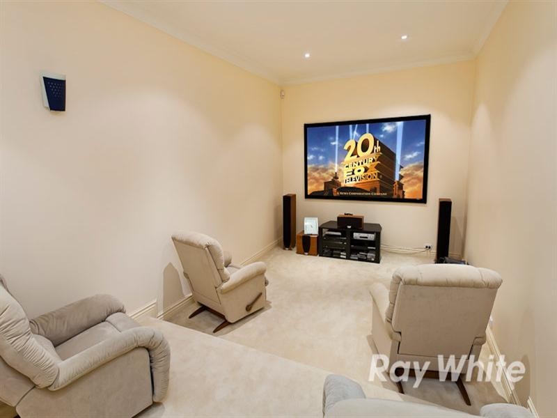 81 Grange Drive, Lysterfield VIC 3156