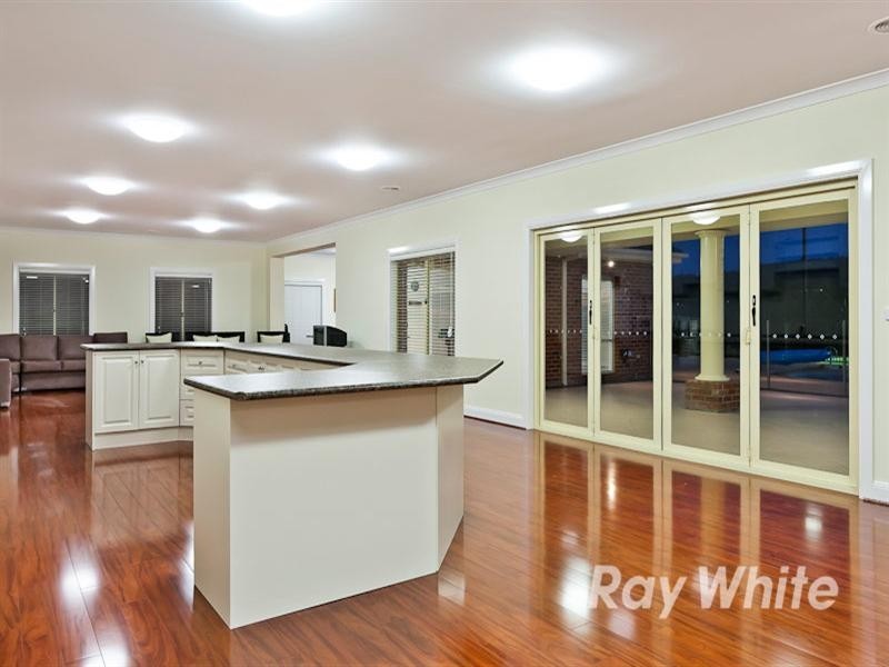 81 Grange Drive, Lysterfield VIC 3156