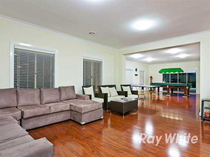 81 Grange Drive, Lysterfield VIC 3156