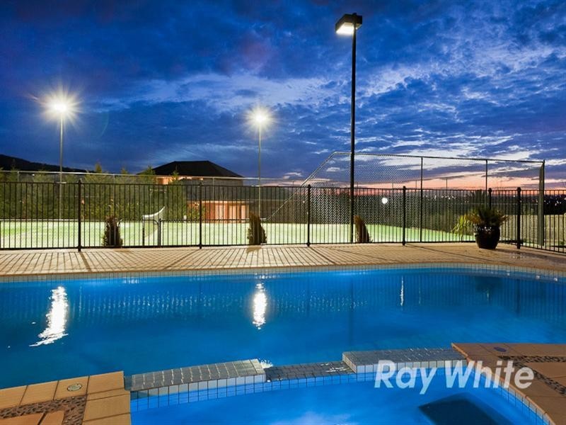 81 Grange Drive, Lysterfield VIC 3156