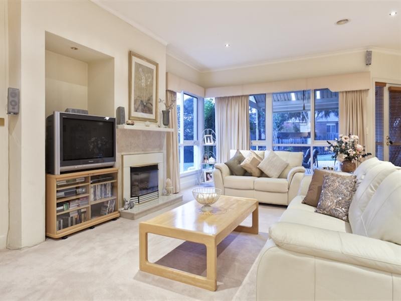 8 Parkview Terrace, Lysterfield South VIC 3156