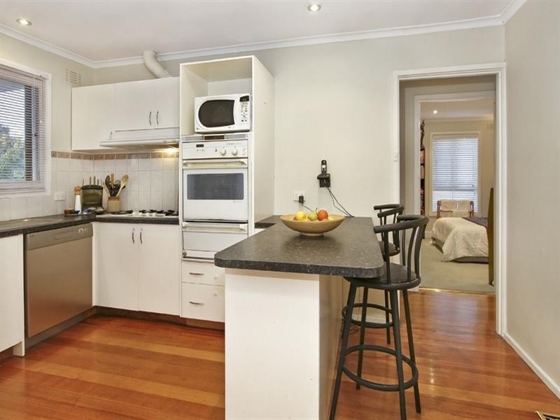 12 Blackwood Park Road, Ferntree Gully VIC 3156