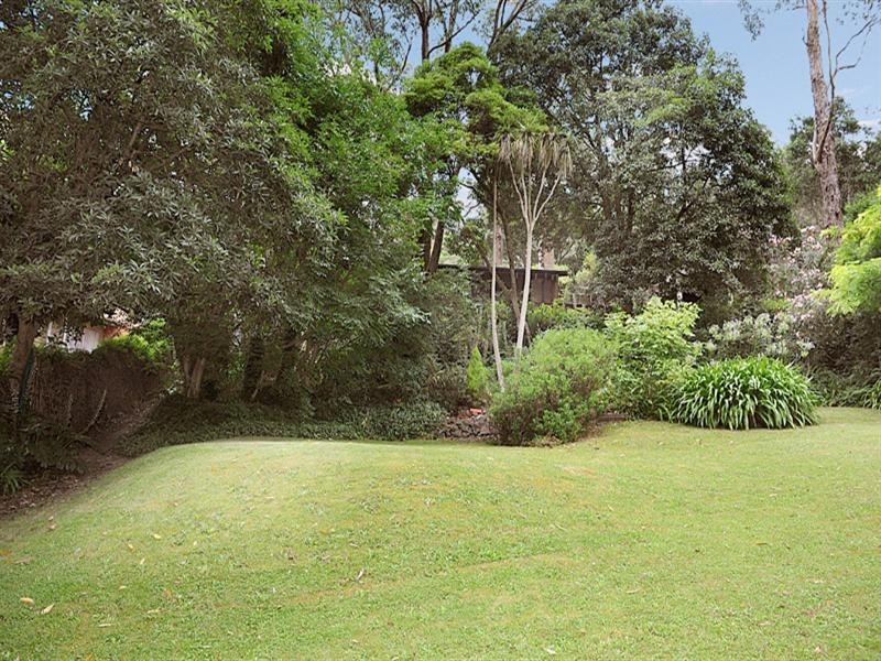 9 Birdwood Avenue, Upwey VIC 3158