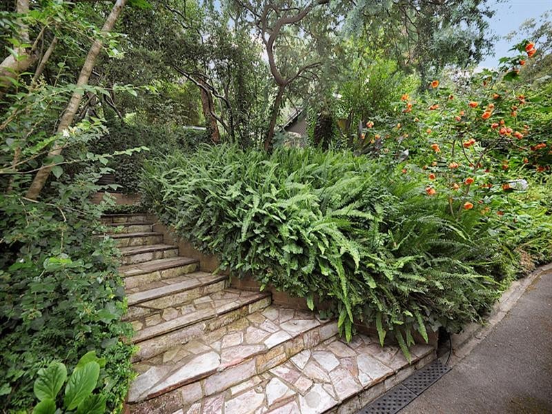 9 Birdwood Avenue, Upwey VIC 3158